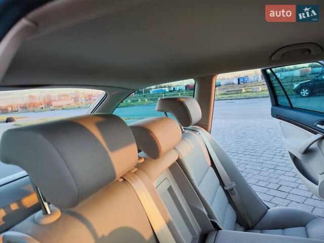 Бежевый Шкода Октавия, объемом двигателя 1.8 л и пробегом 190 тыс. км за 7555 $, фото 43 на Automoto.ua