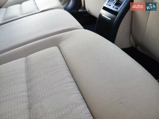 Бежевый Шкода Октавия, объемом двигателя 1.8 л и пробегом 190 тыс. км за 7555 $, фото 42 на Automoto.ua