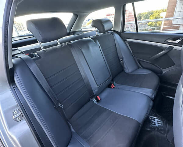 Шкода Октавия 2012 в Киеве на Automoto.ua Бежевый Шкода Октавия, объемом двигателя 1.6 л и пробегом 338 тыс. км за 5800 $, фото 12 на Automoto.ua