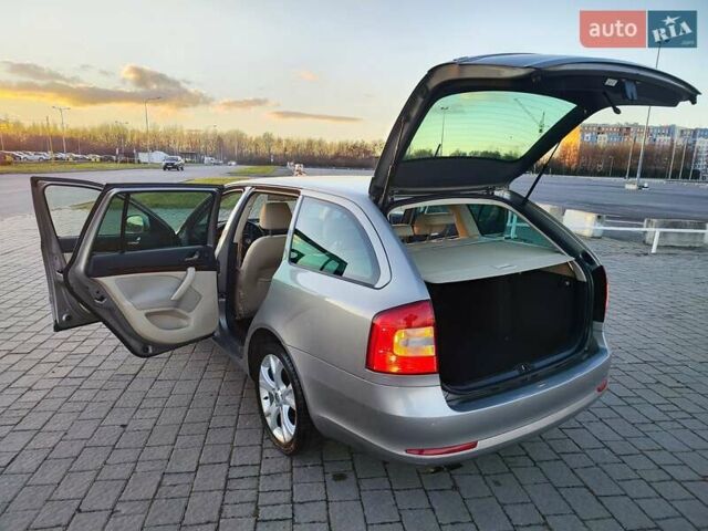 Бежевый Шкода Октавия, объемом двигателя 1.8 л и пробегом 190 тыс. км за 7555 $, фото 54 на Automoto.ua