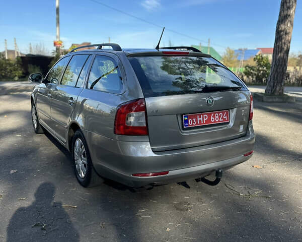 Шкода Октавія 2012 у Вінниці на Automoto.ua Бежевий Шкода Октавія, об'ємом двигуна 1.6 л та пробігом 180 тис. км за 8800 $, фото 6 на Automoto.ua