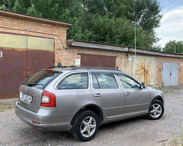 Бежевий Шкода Октавія, об'ємом двигуна 1.6 л та пробігом 320 тис. км за 6000 $, фото 3 на Automoto.ua