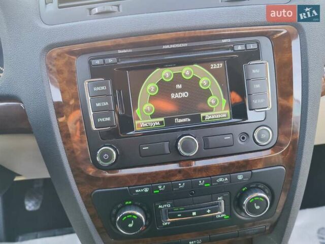 Бежевый Шкода Октавия, объемом двигателя 1.8 л и пробегом 190 тыс. км за 7555 $, фото 23 на Automoto.ua