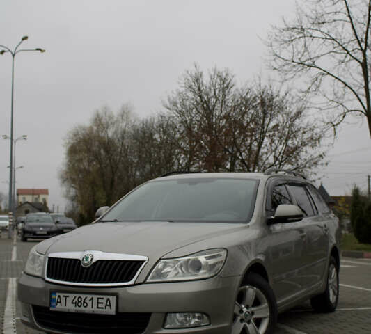 Бежевый Шкода Октавия, объемом двигателя 1.6 л и пробегом 286 тыс. км за 7500 $, фото 17 на Automoto.ua