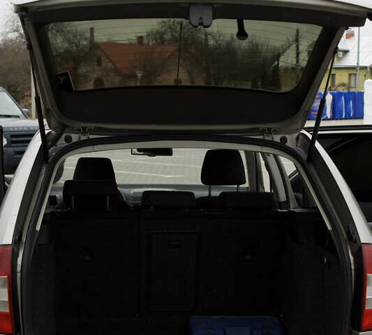 Бежевый Шкода Октавия, объемом двигателя 1.6 л и пробегом 286 тыс. км за 7500 $, фото 28 на Automoto.ua