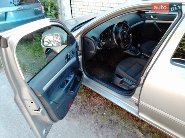 Шкода Октавия 2013 в Киеве на Automoto.ua Бежевый Шкода Октавия, объемом двигателя 1.8 л и пробегом 225 тыс. км за 9400 $, фото 10 на Automoto.ua