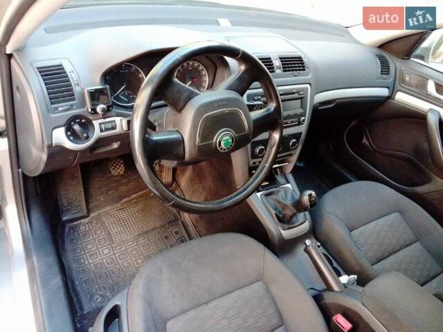 Шкода Октавия 2013 в Киеве на Automoto.ua Бежевый Шкода Октавия, объемом двигателя 1.8 л и пробегом 225 тыс. км за 9400 $, фото 12 на Automoto.ua