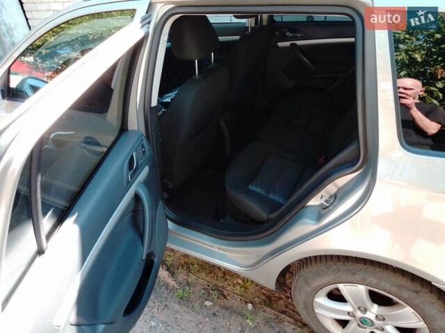 Шкода Октавия 2013 в Киеве на Automoto.ua Бежевый Шкода Октавия, объемом двигателя 1.8 л и пробегом 225 тыс. км за 9400 $, фото 16 на Automoto.ua