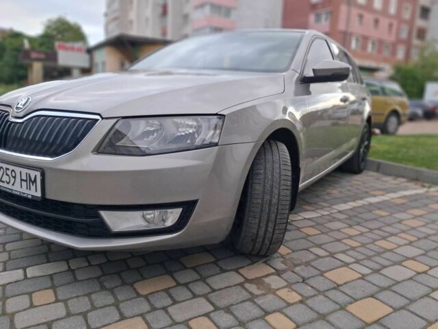 Шкода Октавия 2013 в Калуше на Automoto.ua Бежевый Шкода Октавия, объемом двигателя 1.4 л и пробегом 380 тыс. км за 8200 $, фото 2 на Automoto.ua