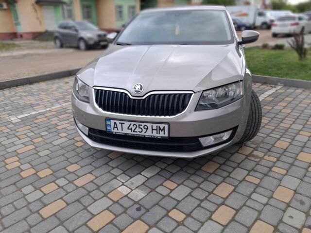 Шкода Октавия 2013 в Калуше на Automoto.ua Бежевый Шкода Октавия, объемом двигателя 1.4 л и пробегом 380 тыс. км за 8200 $, фото 1 на Automoto.ua