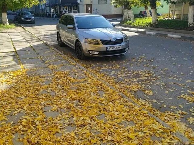 Шкода Октавия 2013 в Калуше на Automoto.ua Бежевый Шкода Октавия, объемом двигателя 1.4 л и пробегом 380 тыс. км за 8200 $, фото 7 на Automoto.ua