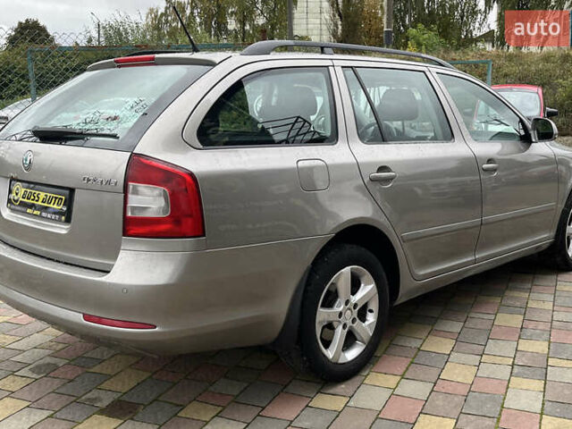 Бежевий Шкода Октавія, об'ємом двигуна 1.8 л та пробігом 350 тис. км за 7800 $, фото 6 на Automoto.ua