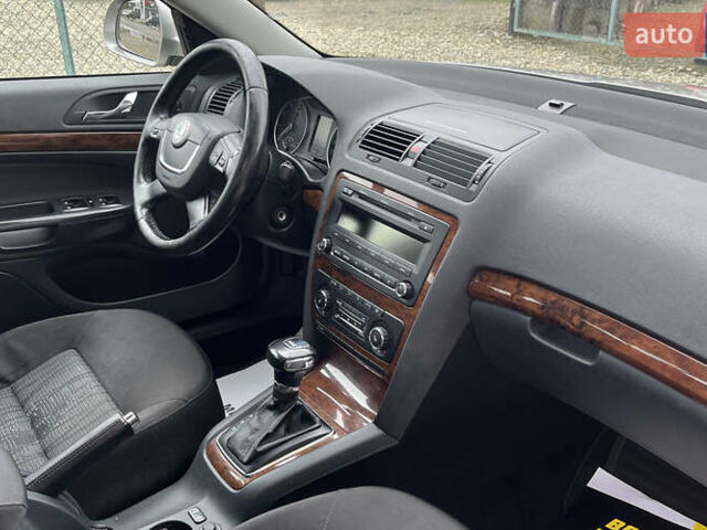 Бежевий Шкода Октавія, об'ємом двигуна 1.8 л та пробігом 350 тис. км за 7800 $, фото 15 на Automoto.ua