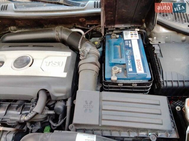 Шкода Октавия 2013 в Киеве на Automoto.ua Бежевый Шкода Октавия, объемом двигателя 1.8 л и пробегом 225 тыс. км за 9400 $, фото 9 на Automoto.ua