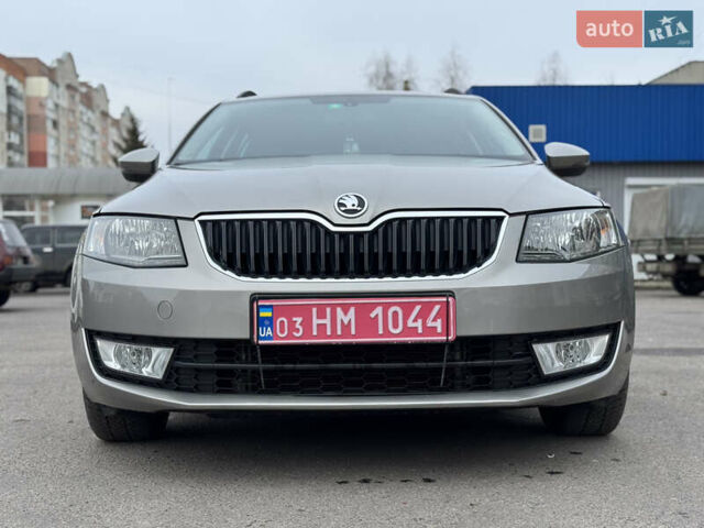 Бежевый Шкода Октавия, объемом двигателя 1.6 л и пробегом 160 тыс. км за 13500 $, фото 9 на Automoto.ua