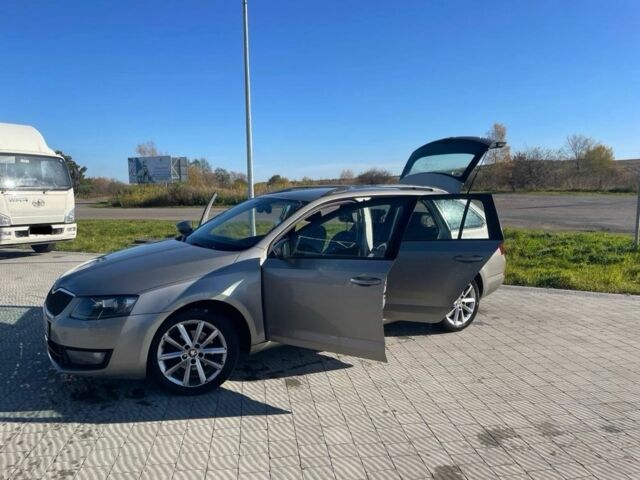 Бежевый Шкода Октавия, объемом двигателя 2 л и пробегом 250 тыс. км за 4000 $, фото 2 на Automoto.ua