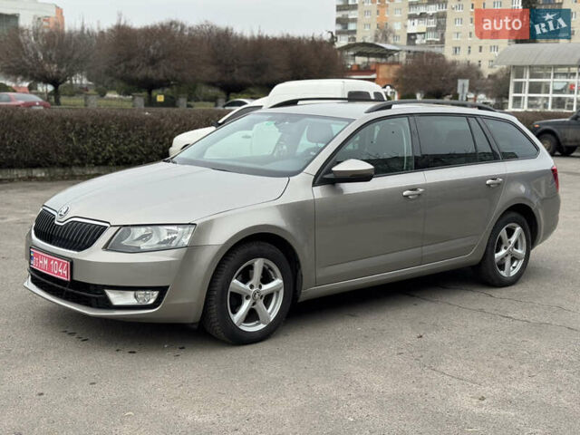 Бежевый Шкода Октавия, объемом двигателя 1.6 л и пробегом 160 тыс. км за 13500 $, фото 7 на Automoto.ua