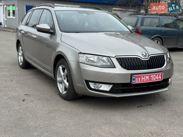 Бежевый Шкода Октавия, объемом двигателя 1.6 л и пробегом 160 тыс. км за 13500 $, фото 3 на Automoto.ua