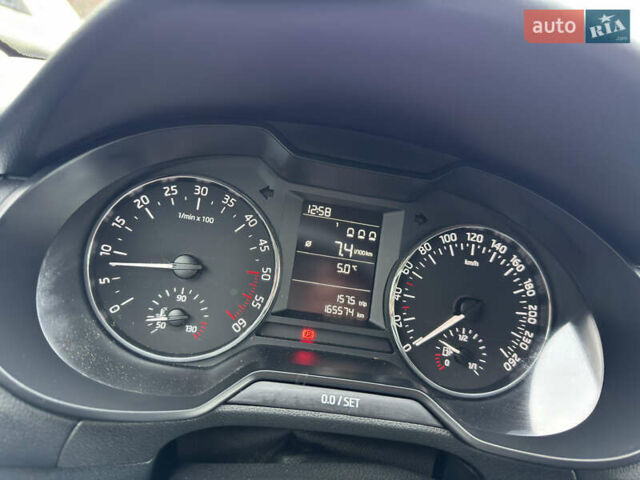 Бежевый Шкода Октавия, объемом двигателя 1.6 л и пробегом 160 тыс. км за 13500 $, фото 41 на Automoto.ua