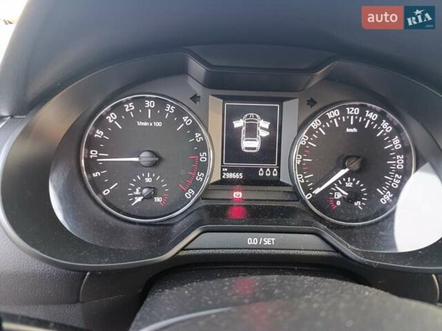 Бежевый Шкода Октавия, объемом двигателя 1.97 л и пробегом 298 тыс. км за 11000 $, фото 15 на Automoto.ua