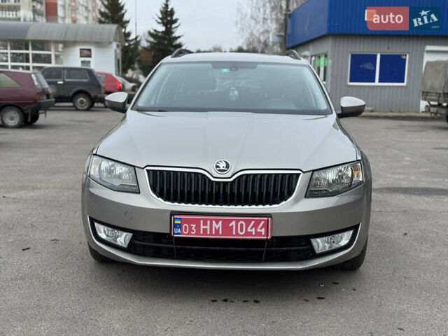 Бежевый Шкода Октавия, объемом двигателя 1.6 л и пробегом 160 тыс. км за 13500 $, фото 2 на Automoto.ua