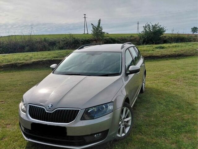 Бежевый Шкода Октавия, объемом двигателя 2 л и пробегом 250 тыс. км за 4000 $, фото 3 на Automoto.ua