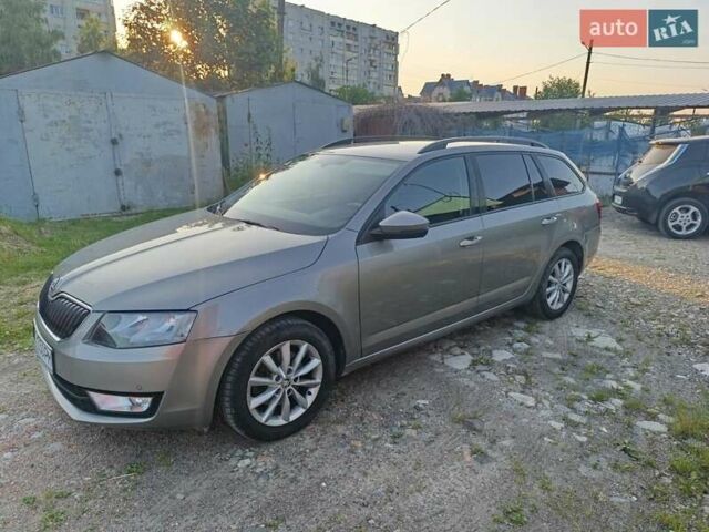 Бежевий Шкода Октавія, об'ємом двигуна 1.97 л та пробігом 298 тис. км за 11100 $, фото 1 на Automoto.ua