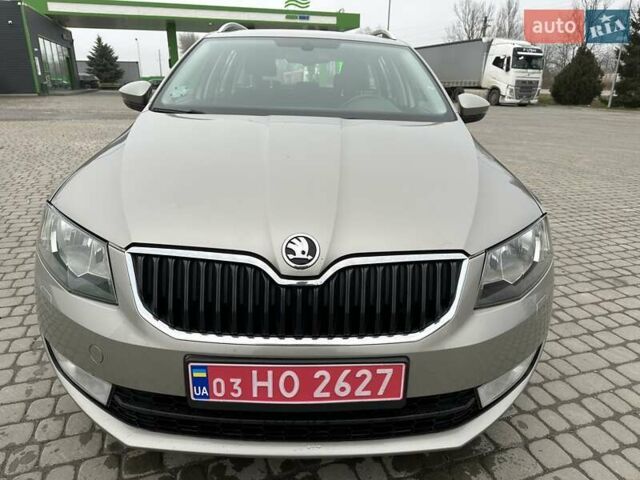 Бежевый Шкода Октавия, объемом двигателя 2 л и пробегом 218 тыс. км за 11550 $, фото 15 на Automoto.ua