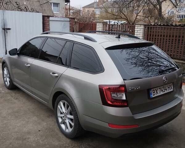 Бежевый Шкода Октавия, объемом двигателя 2 л и пробегом 261 тыс. км за 11800 $, фото 3 на Automoto.ua