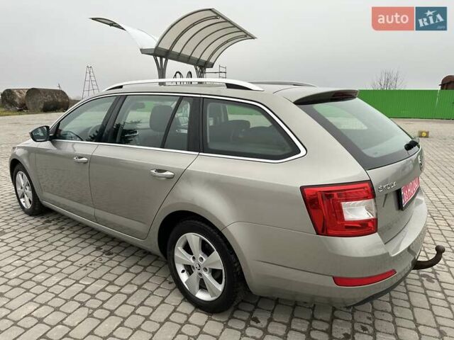 Бежевый Шкода Октавия, объемом двигателя 2 л и пробегом 218 тыс. км за 11550 $, фото 9 на Automoto.ua
