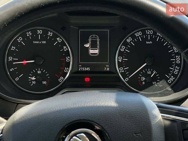 Бежевый Шкода Октавия, объемом двигателя 2 л и пробегом 215 тыс. км за 11200 $, фото 13 на Automoto.ua