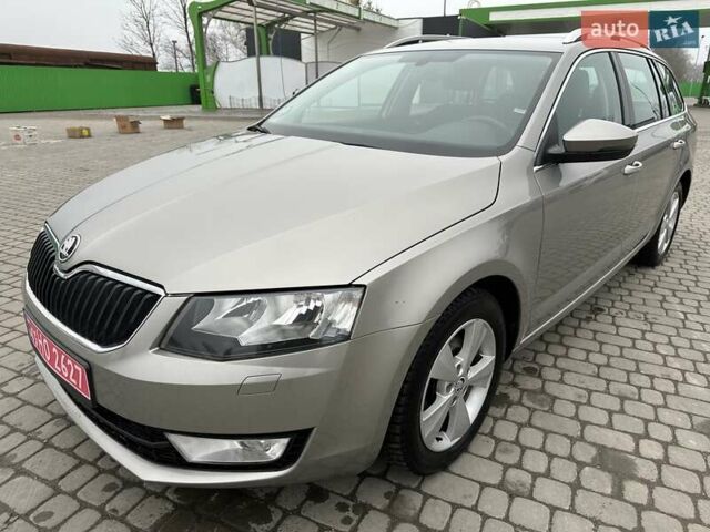 Бежевый Шкода Октавия, объемом двигателя 2 л и пробегом 218 тыс. км за 11550 $, фото 14 на Automoto.ua