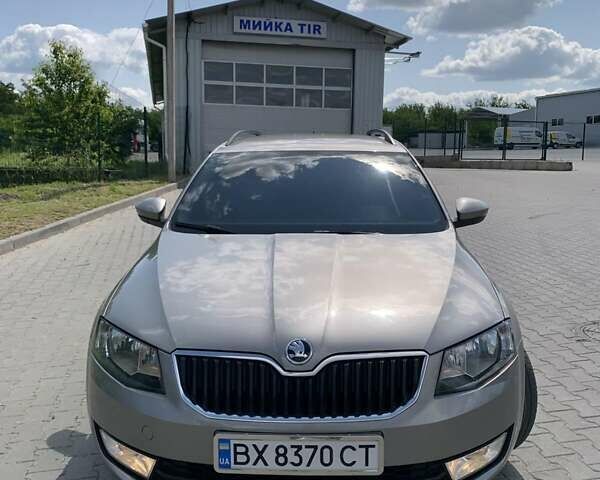 Бежевий Шкода Октавія, об'ємом двигуна 1.6 л та пробігом 222 тис. км за 12500 $, фото 16 на Automoto.ua