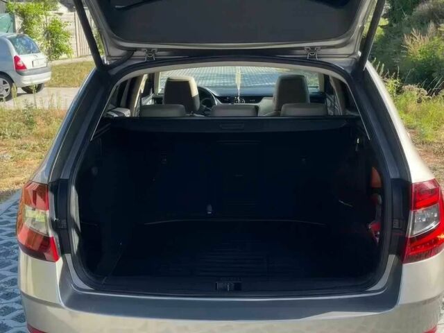 Бежевый Шкода Октавия, объемом двигателя 2 л и пробегом 69 тыс. км за 8300 $, фото 11 на Automoto.ua