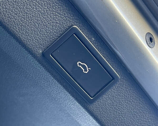 Бежевый Шкода Октавия, объемом двигателя 1.6 л и пробегом 131 тыс. км за 16300 $, фото 41 на Automoto.ua