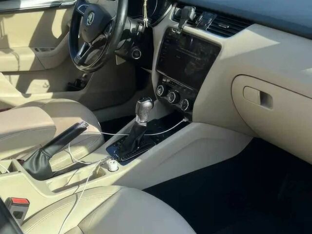 Бежевый Шкода Октавия, объемом двигателя 2 л и пробегом 69 тыс. км за 8300 $, фото 6 на Automoto.ua