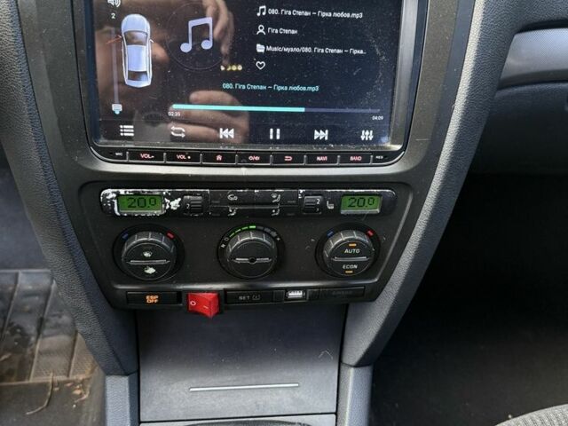 Бежевий Шкода Октавія, об'ємом двигуна 0 л та пробігом 320 тис. км за 4800 $, фото 15 на Automoto.ua