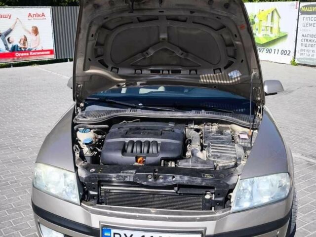 Бежевый Шкода Октавия, объемом двигателя 1.6 л и пробегом 315 тыс. км за 5000 $, фото 9 на Automoto.ua