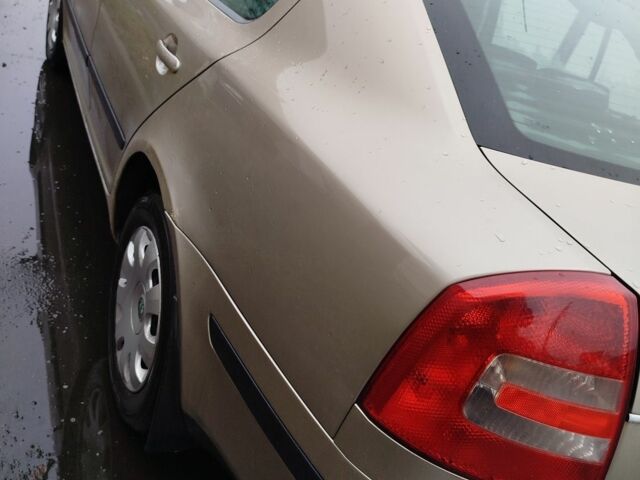 Бежевий Шкода Октавія, об'ємом двигуна 0 л та пробігом 326 тис. км за 2999 $, фото 3 на Automoto.ua