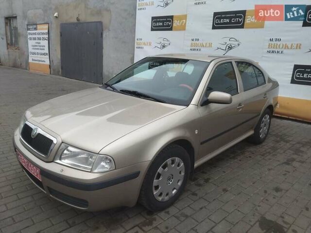 Бежевый Шкода Октавия, объемом двигателя 1.6 л и пробегом 220 тыс. км за 4650 $, фото 4 на Automoto.ua