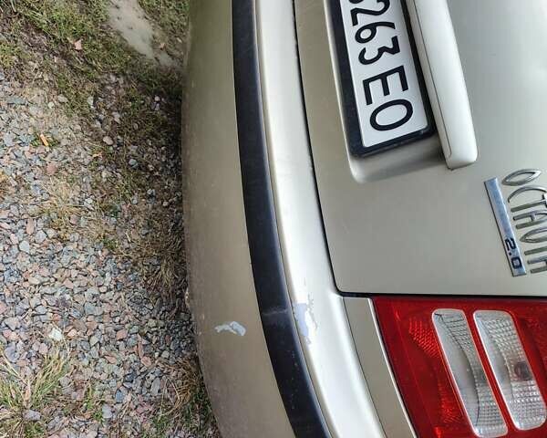 Бежевий Шкода Октавія, об'ємом двигуна 2 л та пробігом 280 тис. км за 4300 $, фото 3 на Automoto.ua