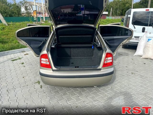 Бежевий Шкода Октавія, об'ємом двигуна 1.6 л та пробігом 174 тис. км за 4800 $, фото 6 на Automoto.ua