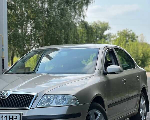 Бежевый Шкода Октавия, объемом двигателя 1.6 л и пробегом 153 тыс. км за 6800 $, фото 9 на Automoto.ua