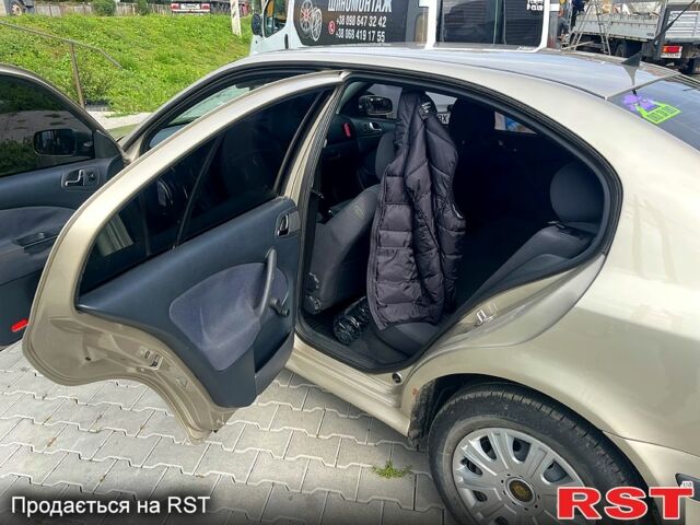 Бежевий Шкода Октавія, об'ємом двигуна 1.6 л та пробігом 174 тис. км за 4800 $, фото 5 на Automoto.ua
