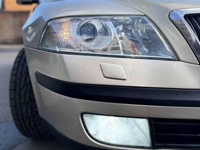 Бежевий Шкода Октавія, об'ємом двигуна 0 л та пробігом 320 тис. км за 4800 $, фото 11 на Automoto.ua