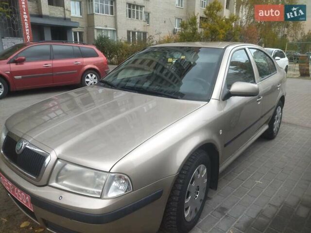 Бежевый Шкода Октавия, объемом двигателя 1.6 л и пробегом 220 тыс. км за 4650 $, фото 9 на Automoto.ua