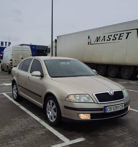 Бежевый Шкода Октавия, объемом двигателя 1.6 л и пробегом 323 тыс. км за 4999 $, фото 1 на Automoto.ua