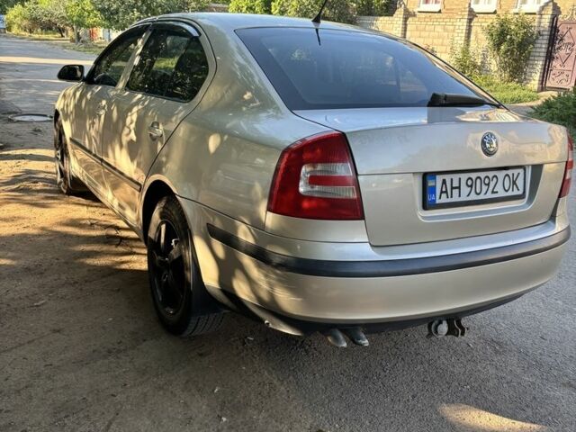 Бежевый Шкода Октавия, объемом двигателя 1.6 л и пробегом 240 тыс. км за 5900 $, фото 2 на Automoto.ua