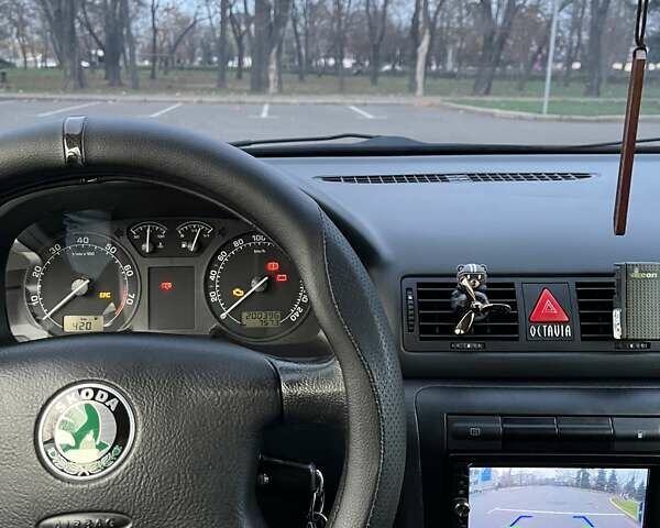 Бежевий Шкода Октавія, об'ємом двигуна 1.6 л та пробігом 200 тис. км за 6200 $, фото 24 на Automoto.ua