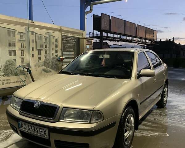 Бежевый Шкода Октавия, объемом двигателя 1.9 л и пробегом 329 тыс. км за 3500 $, фото 4 на Automoto.ua